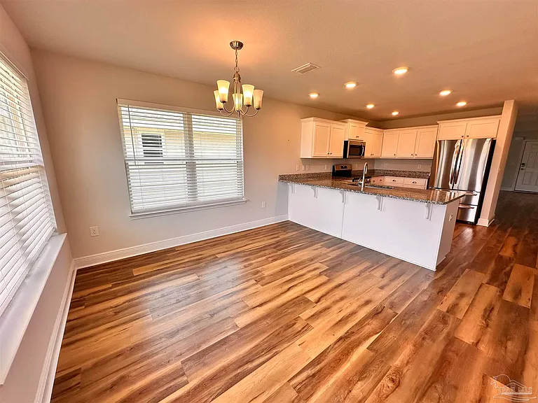 7034 Sonny Dr — Photo 7