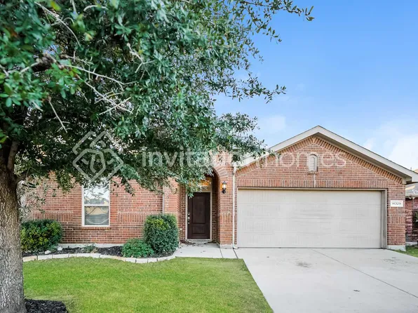 14329 Artisan Dr, Fort Worth, TX 76112