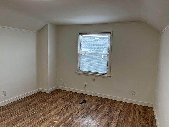 2nd image of 2417 Blanchard Ave #4