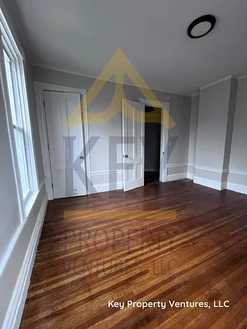 1016 Lake Ave #2 — Photo 7
