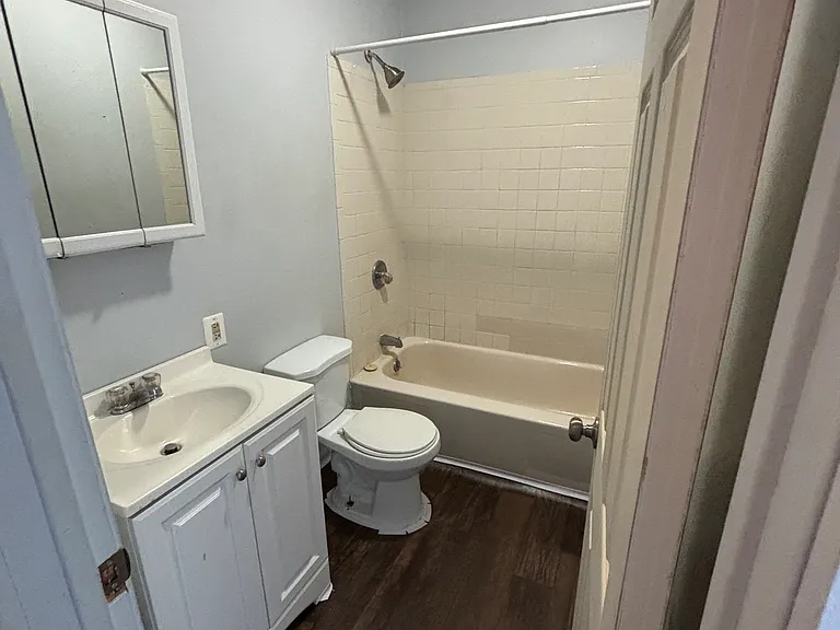 51 Tremont Ave #1 — Photo 10