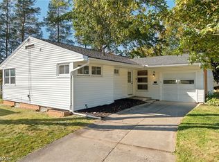 1908 Valley Rd, Cuyahoga Falls, OH 44223