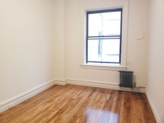 4th image of 517 W 113th St #2ML