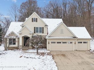 11423 Hidden Spring Trl, Dewitt, MI 48820