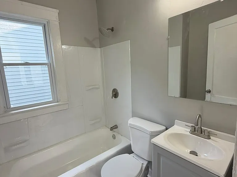 9512 Parkview Ave #1 — Photo 9