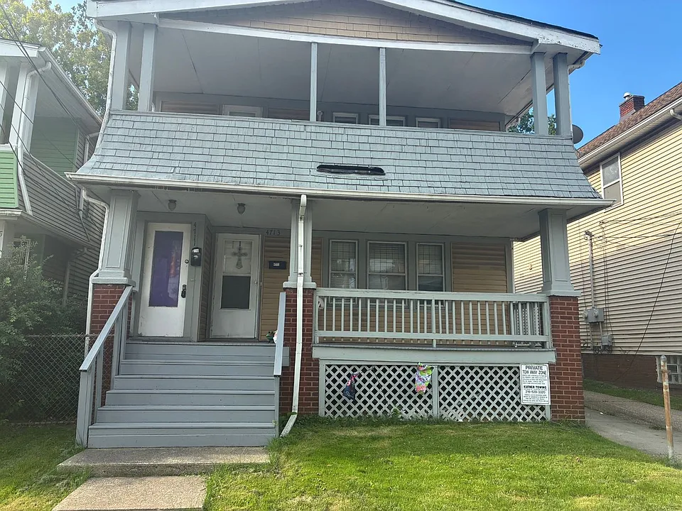 4711-4713 Denison Ave