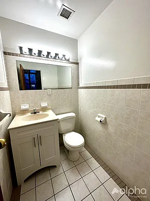 Rented by Alpha Properties NYC I LLC | media 9