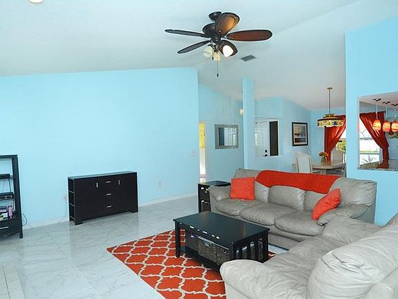 5th image of 2140 Cork Oak St