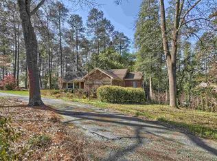 107 Middlebrook Dr, Lexington, SC 29072