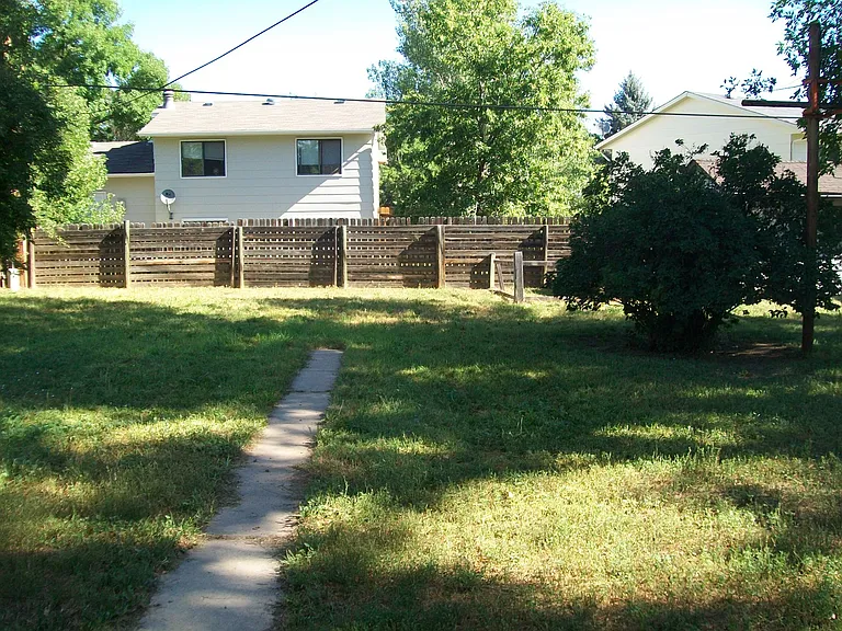 1912 W Elizabeth St — Photo 9
