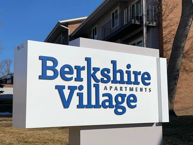 Berkshire Village — Photo 39