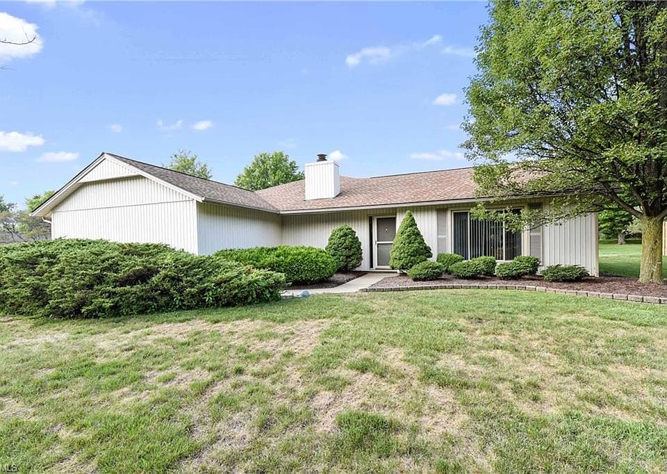 1st image of 19556 Glenmar Way