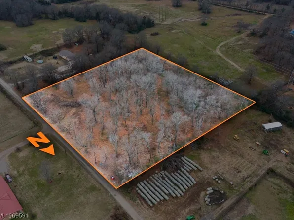 Ollar Ln, Panama, OK 74951