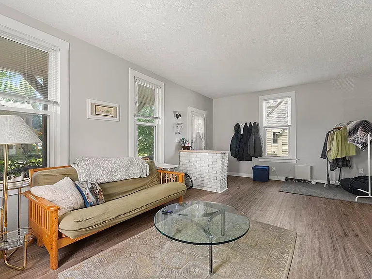 519 Riverside Ave #1 — Photo 3