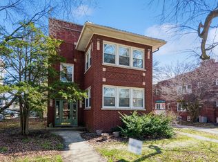 2741 Eastwood Ave, Evanston, IL 60201