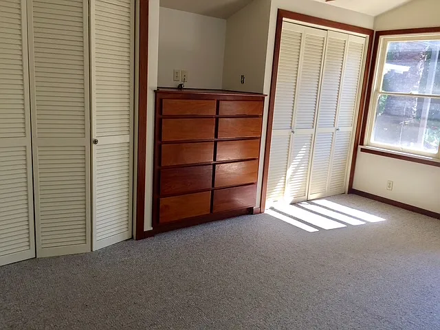 219 Peyton St — Photo 16