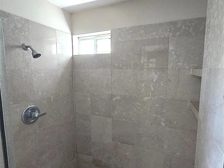 3231 Hemingway Dr — Photo 27