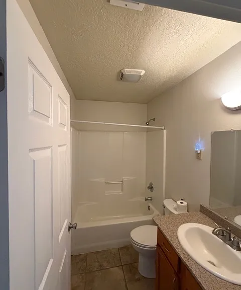 550 Dewey Rd — Photo 15