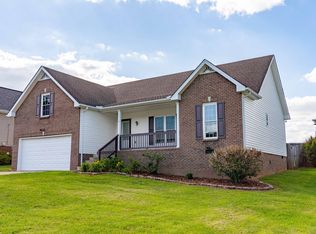 425 Berry Cir, Springfield, TN 37172
