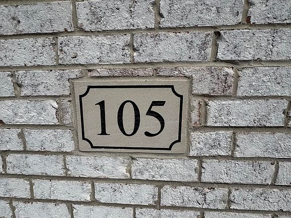 4th image of 105 Linzi Way