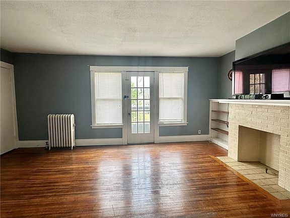 5th image of 263 Minnesota Ave