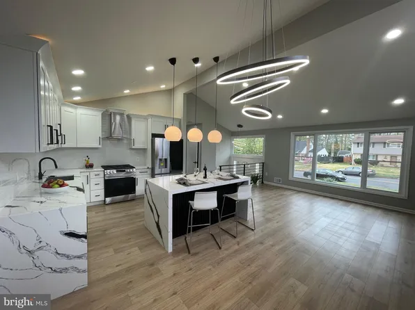 5507 Kings Park Dr, Springfield, VA 22151