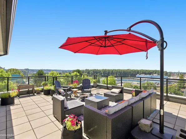 1306 5th Ave #304, New Westminster, BC V3M 0K5