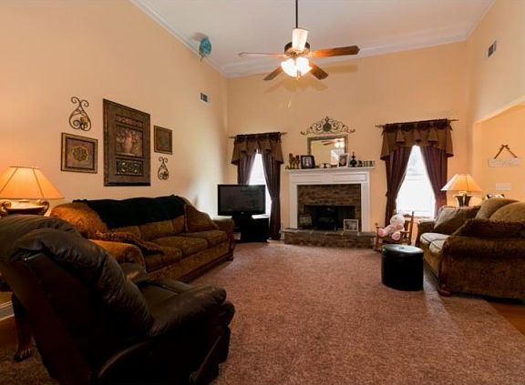 4th image of 1713 Maddox Ct