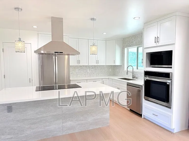 10839 Fellows Ave #10839 — Photo 9