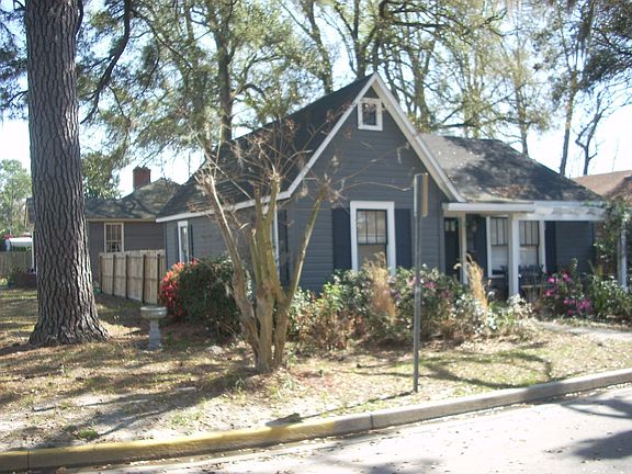 Corner lot with Privacy Fence