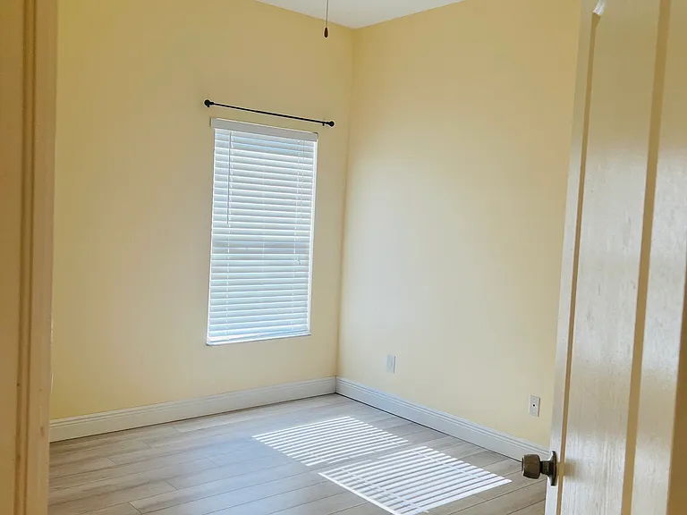 9316 Leatherwood Ave — Photo 11