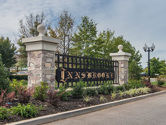 5th image of 3095 Vicwood Dr
