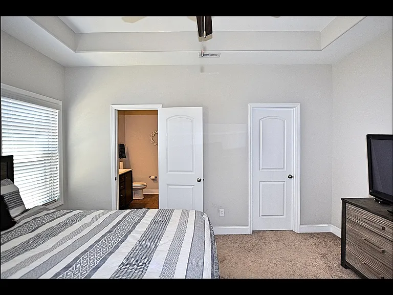 605 Summerdawn Pl — Photo 13