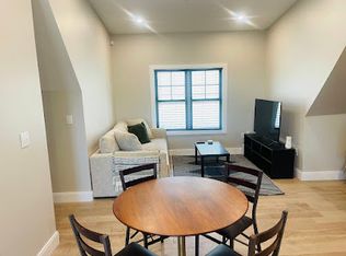 9 Carlisle St Floor 3, Boston, MA 02121