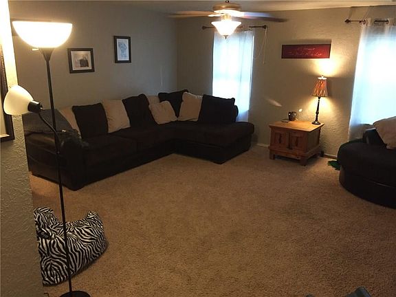 5th image of 2110 W Strothers Ave
