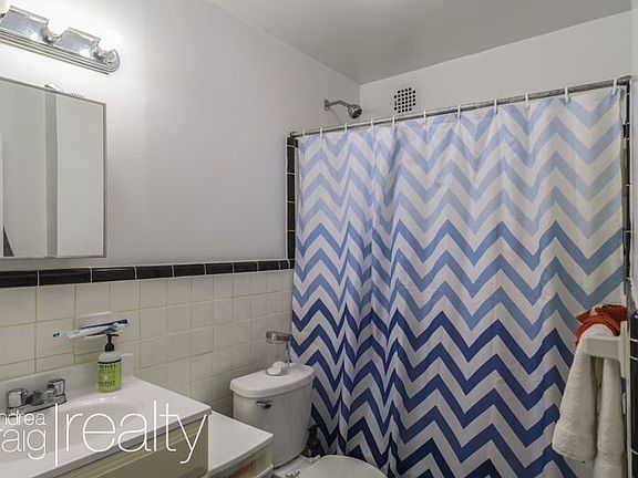 4th image of 186 Amity St APT 5A