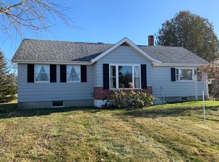 48 Kennebec Rd, Machias, ME 04654
