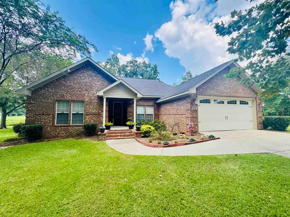 101 Duval Dr, Opp, AL 36467