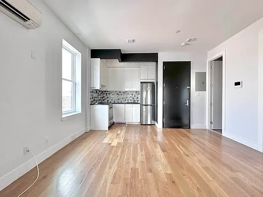 Rented by Doorway NYC, LLC | media 1