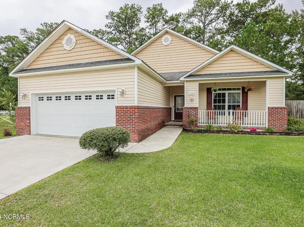 108 Emerald Cove Court, Holly Ridge, NC 28445