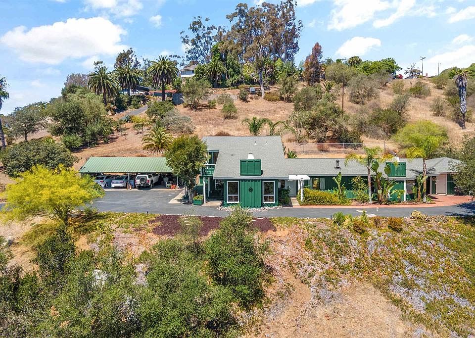 1st image of 4439 La Canada Rd