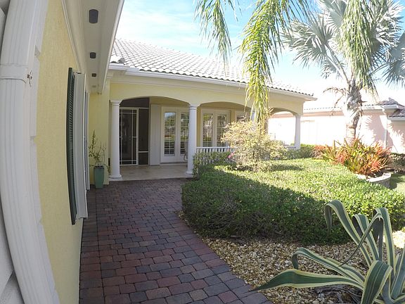 5th image of 10872 SW Blue Mesa Way