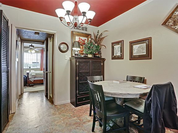 4th image of 4007 St. Charles Ave. #114