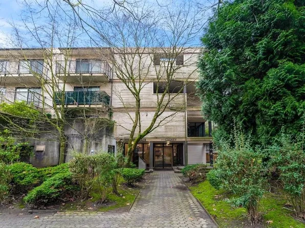 6931 Cooney Rd #101, Richmond, BC V6Y 2J9