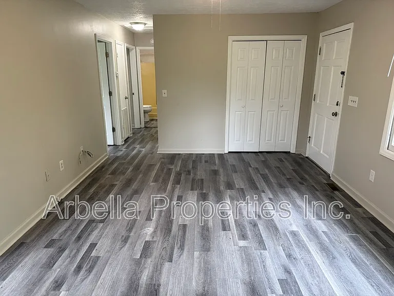 230 Booher Ln #4 — Photo 3