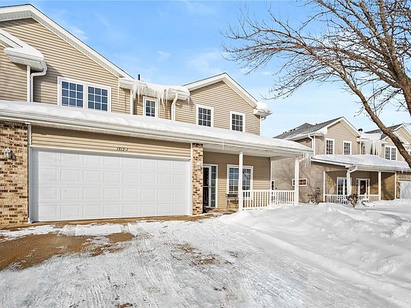 2nd image of 1812 NW Ashton Ln Unit 1
