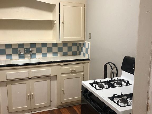 3rd image of 4001 Richfield Ave