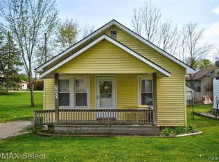1500 E Scottwood Ave, Burton, MI