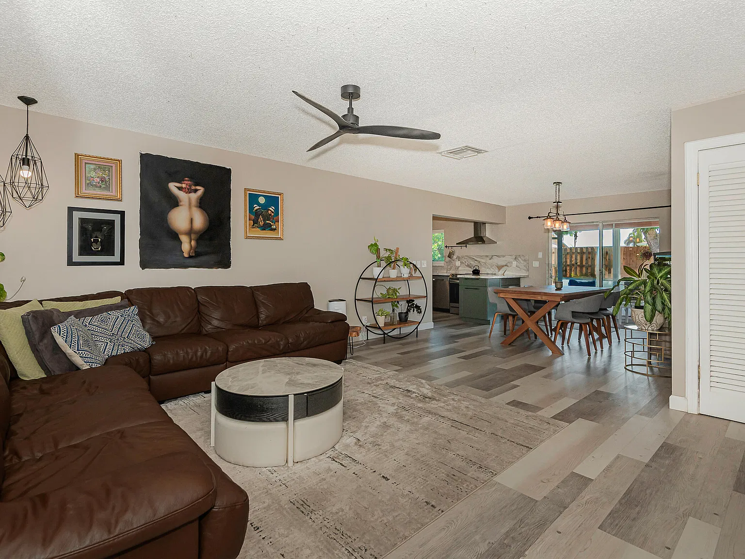 2 bed, 2.0 bath, 1113 sqft, $3,200 — Photo 4