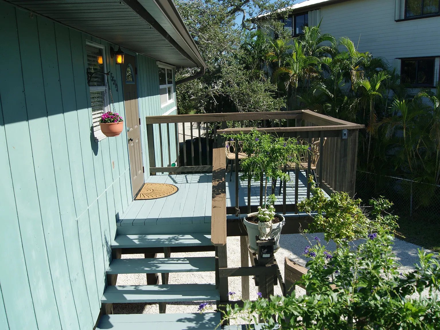 2 bed, 1100 sqft, $2,100 — Photo 3